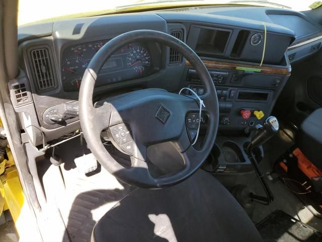 2018 International RH613-Trucks Semi Truck