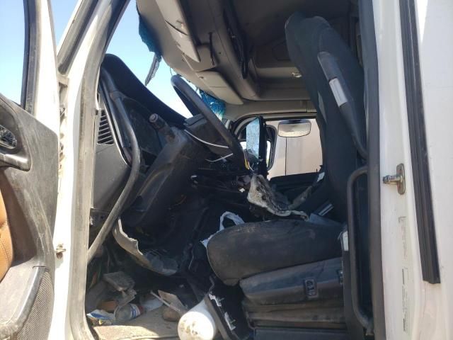 2023 Kenworth Construction T680