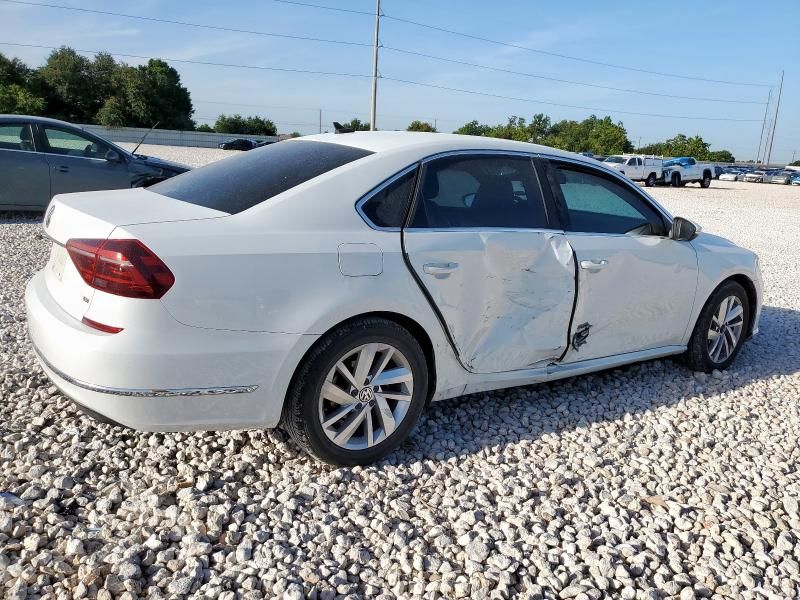2018 Volkswagen Passat SE