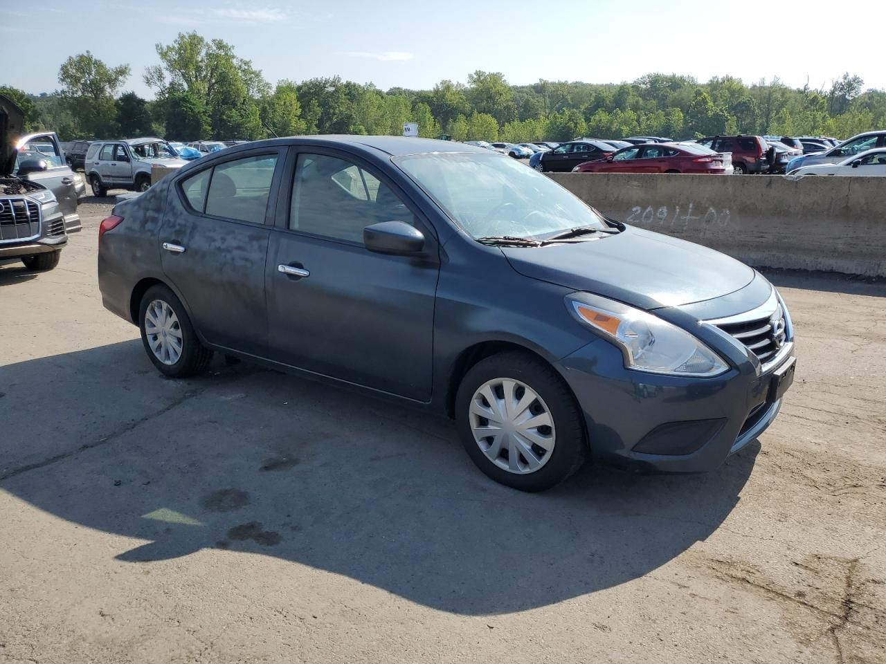 2015 Nissan Versa s