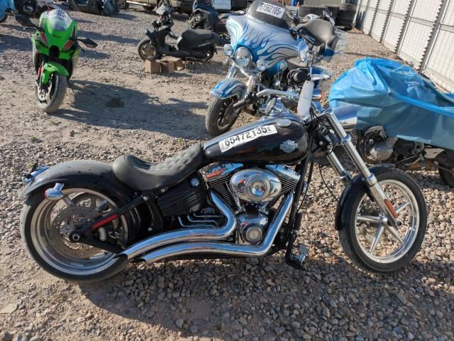 2010 Harley-Davidson Fxcwc