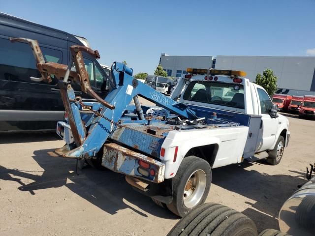 2002 Ford F550 Super Duty