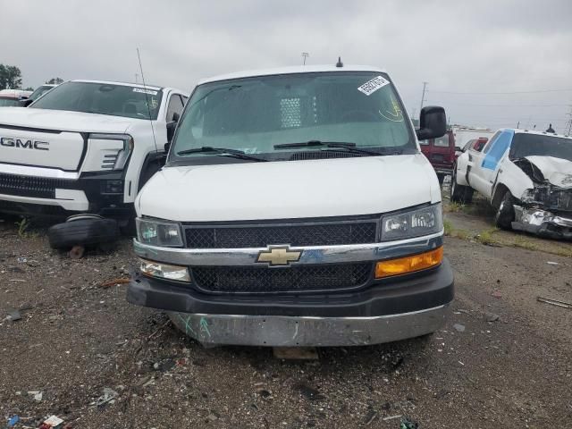 2020 Chevrolet Express G2500