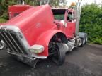 2009 Peterbilt 388 Semi Truck