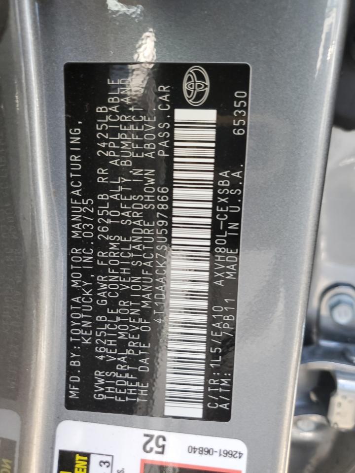 2025 Toyota Camry se