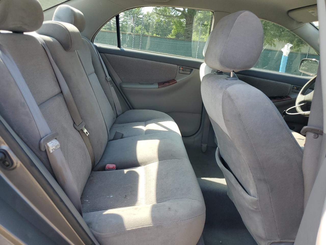 2005 Toyota Corolla ce