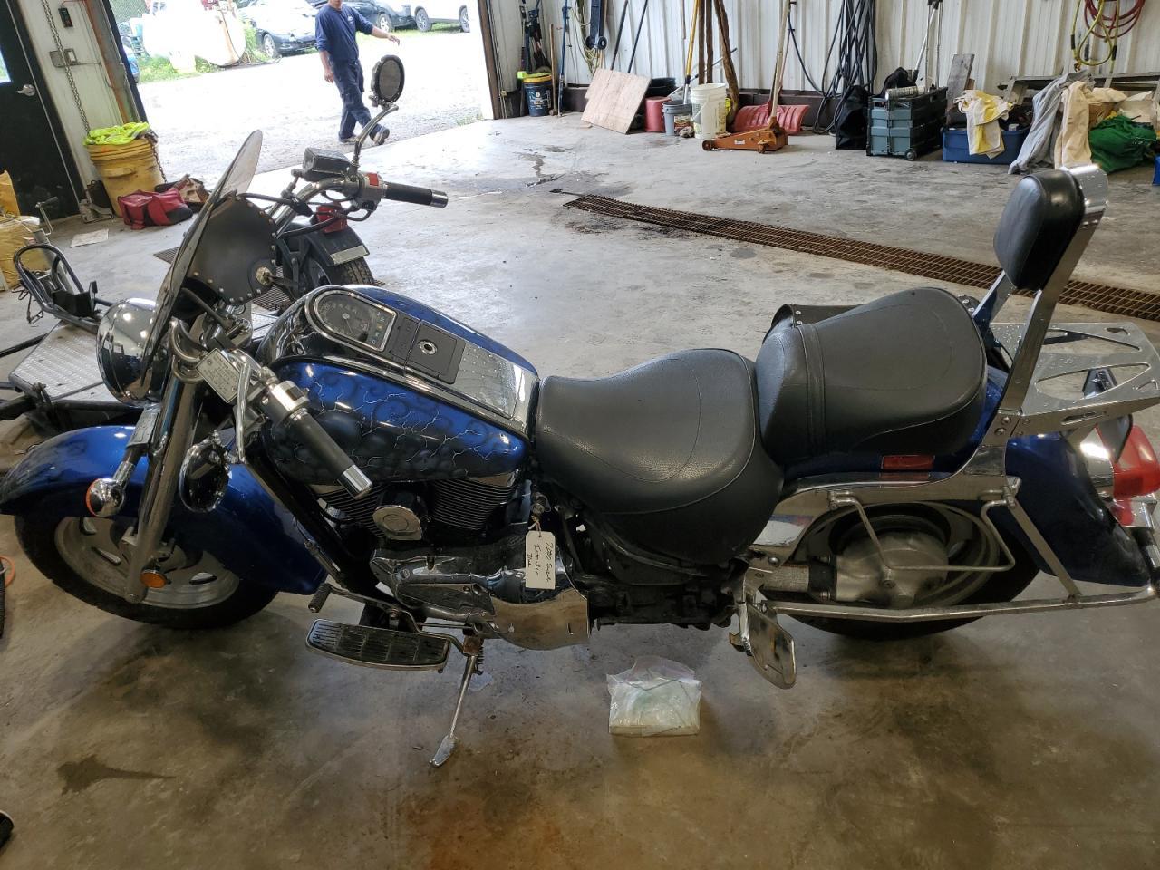 2000 Suzuki VL1500