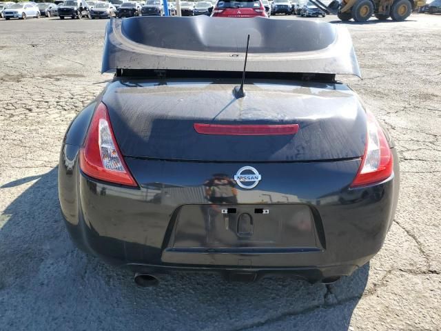 2012 Nissan 370Z Base