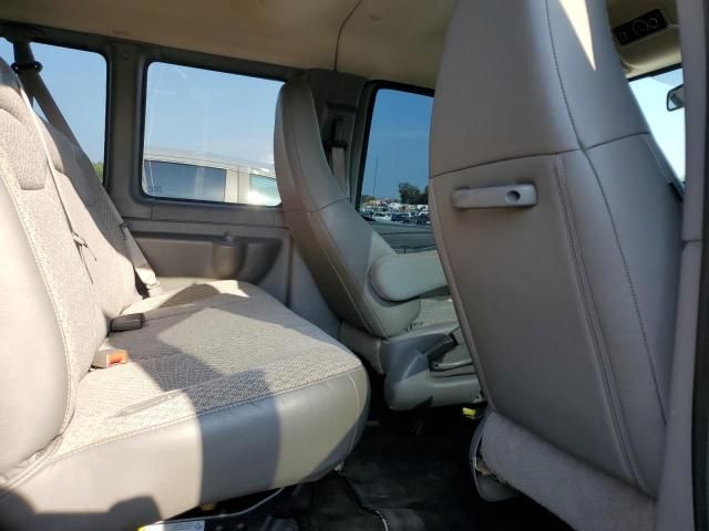 2019 Chevrolet Express G3500 LT