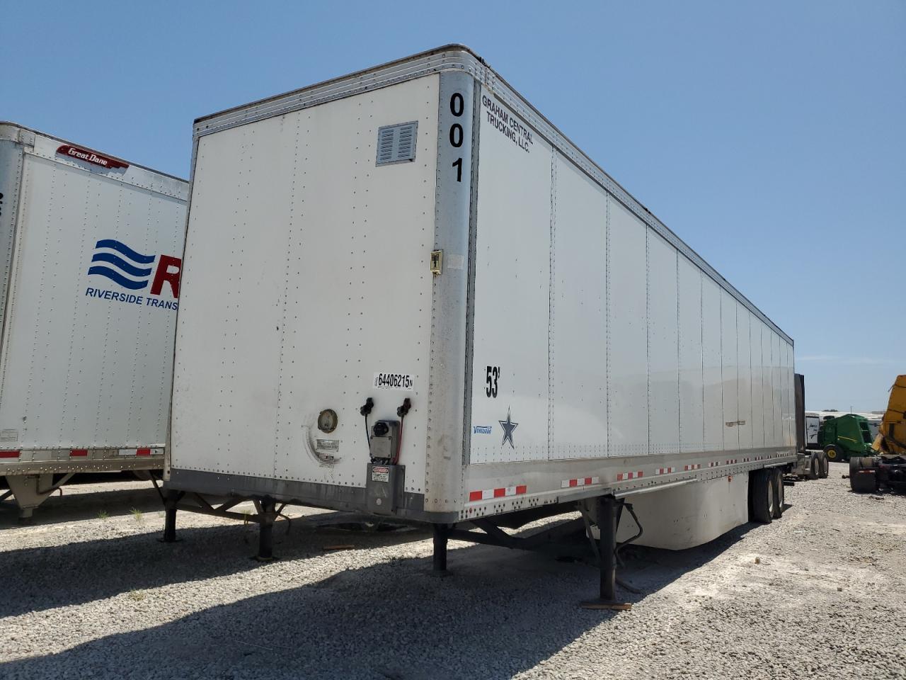 2016 Vanguard National DRY Van Trailer
