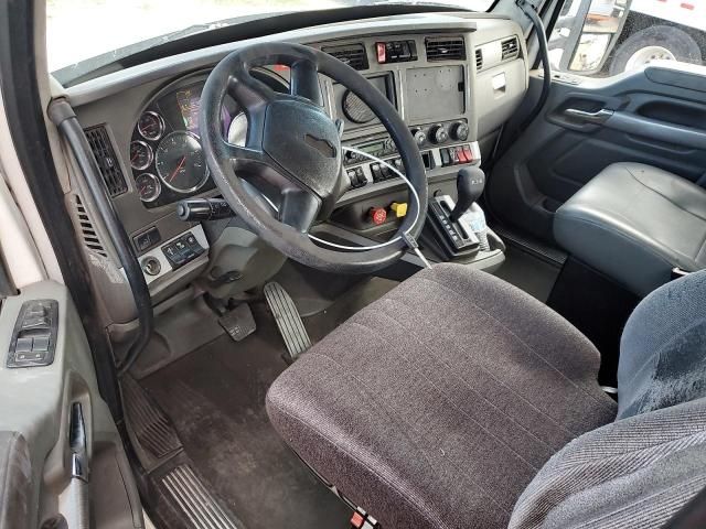 2014 Kenworth T680 Semi Truck