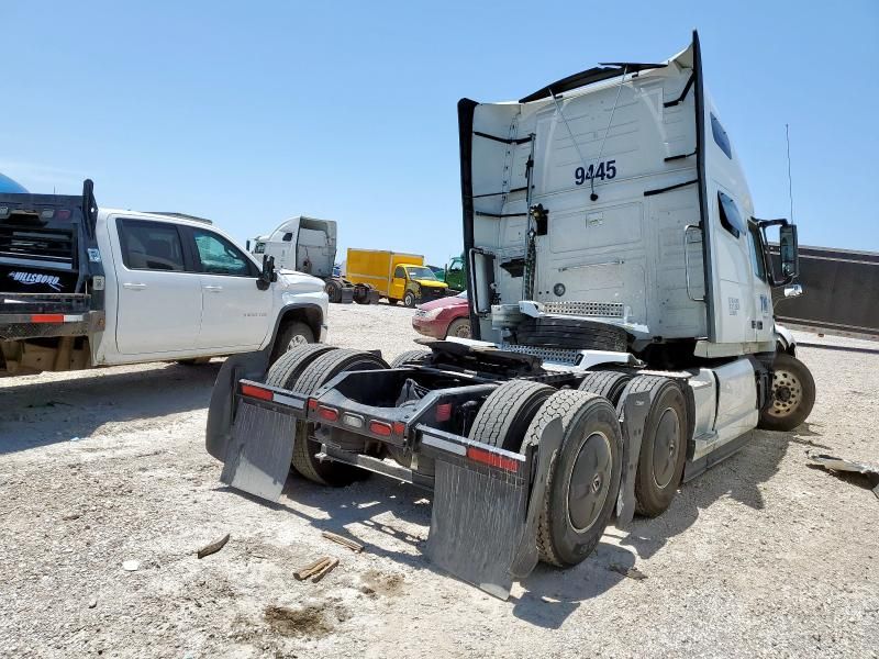 2025 Volvo VNL Semi Truck