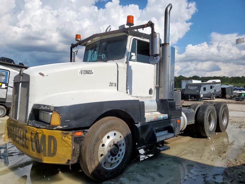 1988 Kenworth T600 Truck Cab AND Chassis