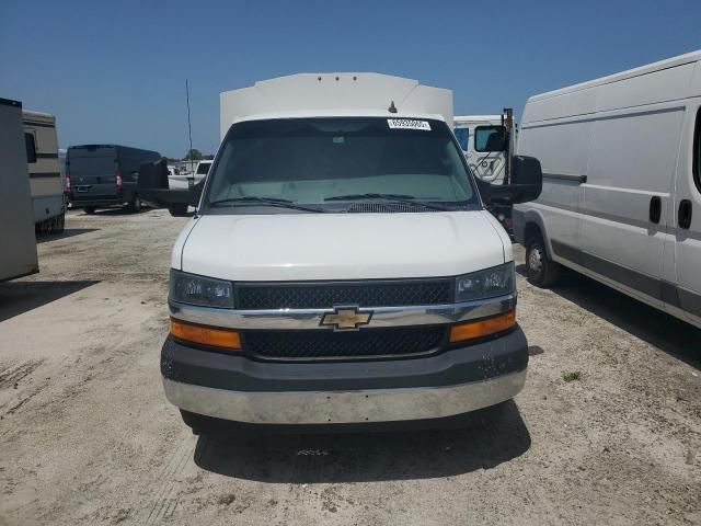 2023 Chevrolet 3500 Express