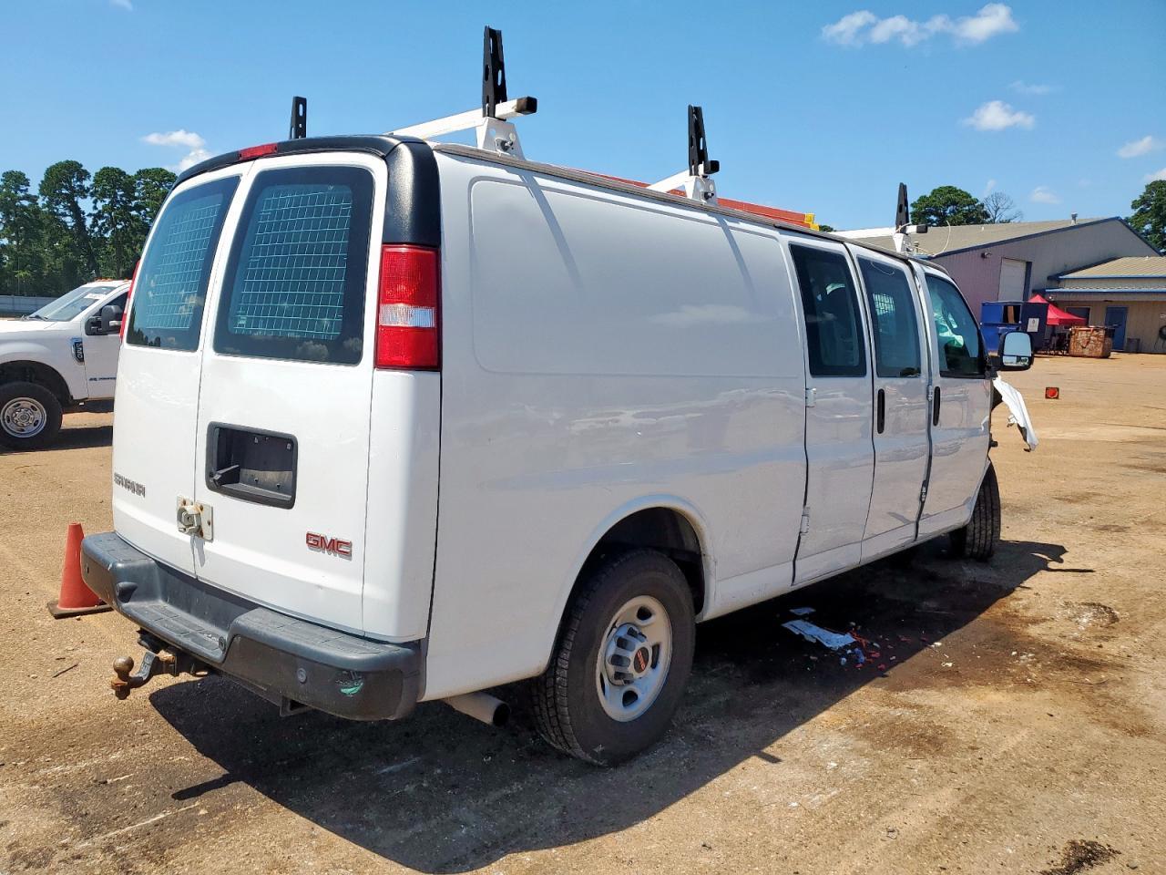 2019 GMC Savana G2500 Extended