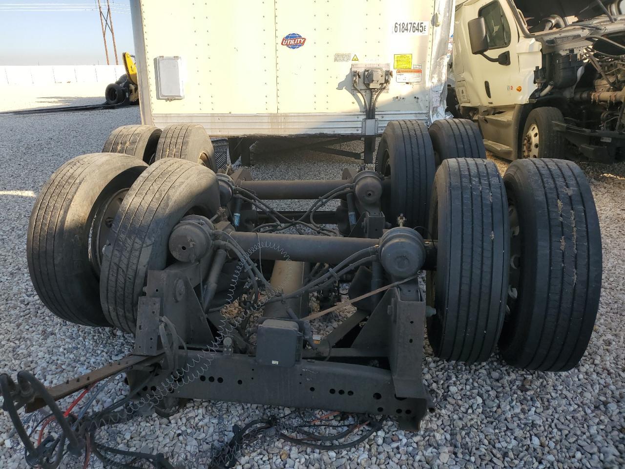 2014 Utility VS2DX DRY Van Trailer