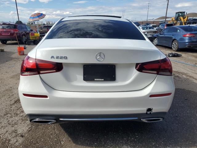 2019 Mercedes-Benz A 220