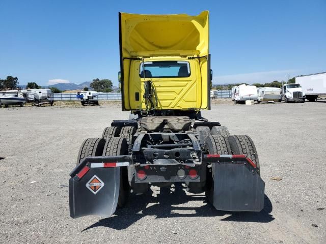2018 International RH613 Semi Truck