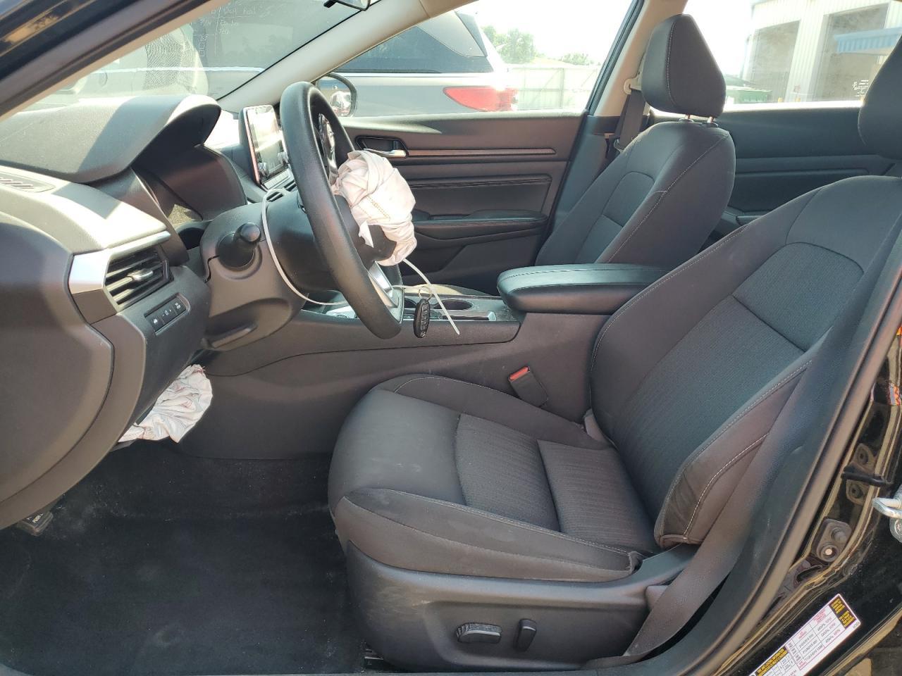 2019 Niss Altima