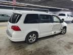 2010 Volkswagen Routan se