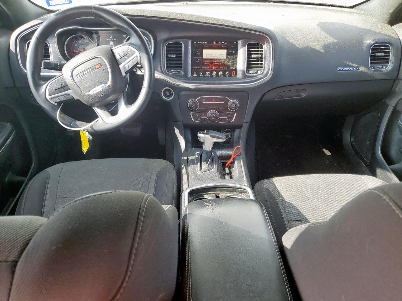 2016 Dodge Charger sxt