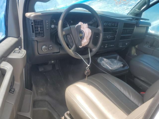 2024 Chevrolet Express G2500