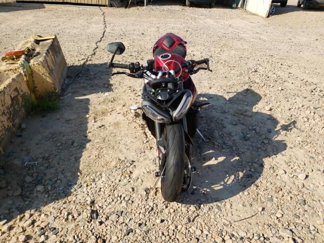 2025 Triumph 2025 Triumph Motorcycle Street Triple 765 RS