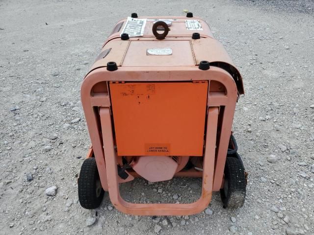 2009 Titan TG 7500D