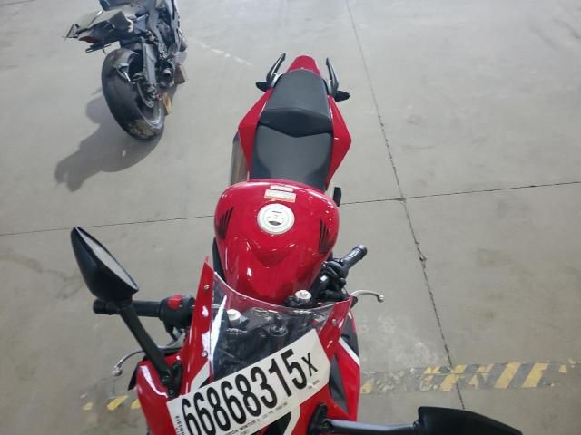 2018 Honda CBR300 R