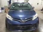 2018 Toyota Sienna LE