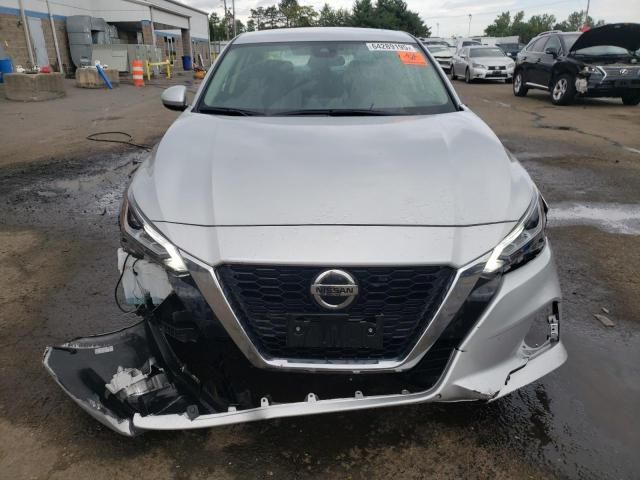 2022 Nissan Altima SV