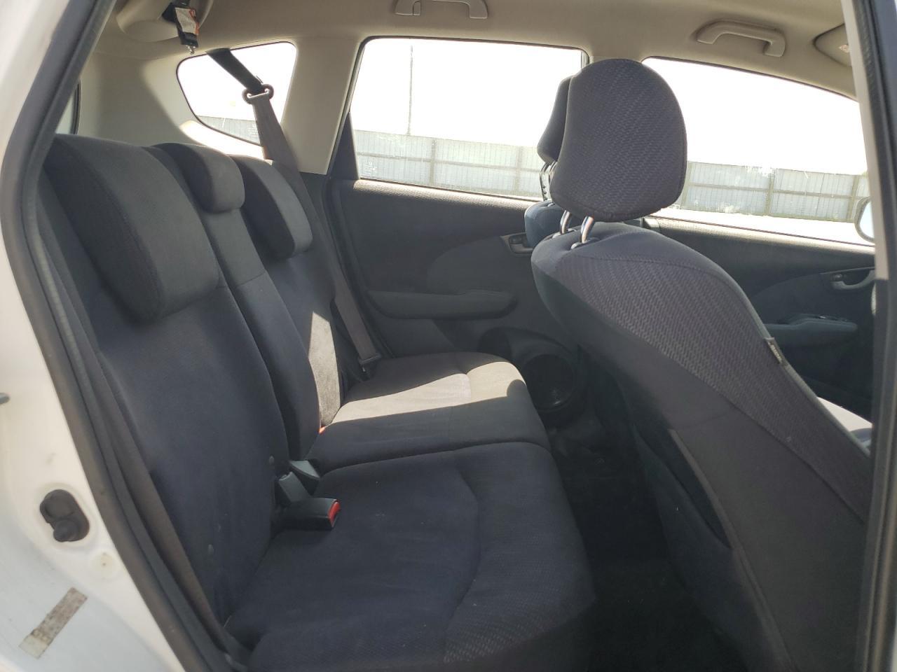 2013 Honda Fit Sport