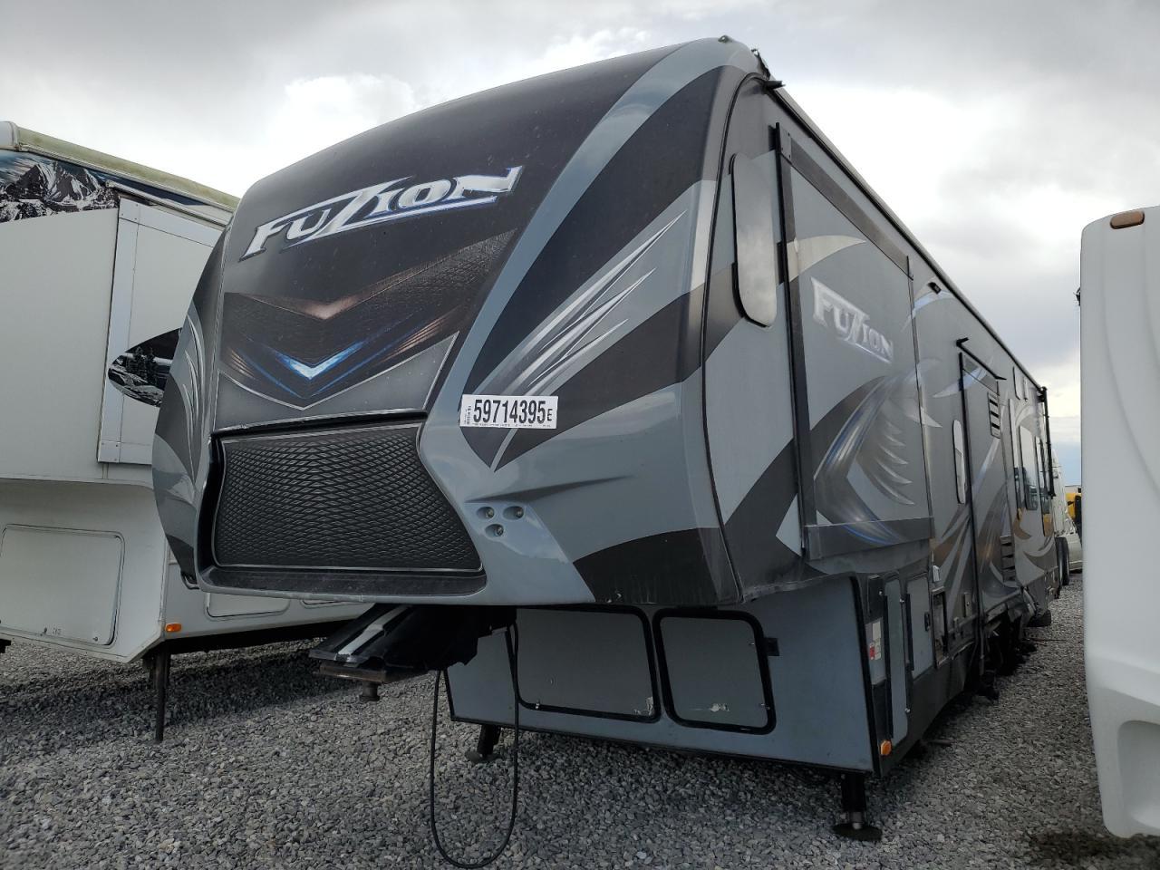 2015 Keystone Fuzion