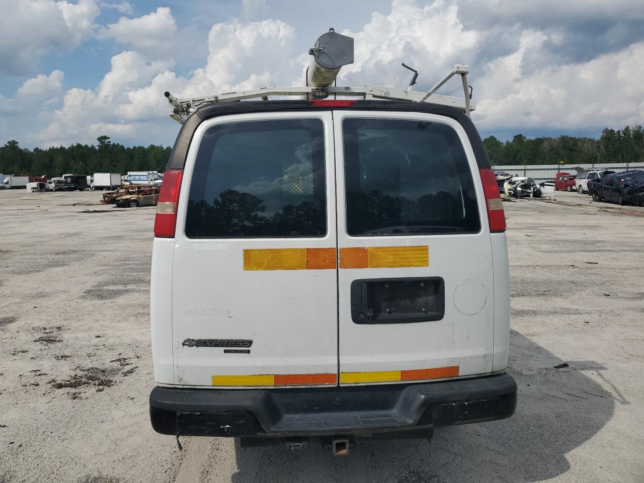 2013 Chevrolet Express G2500