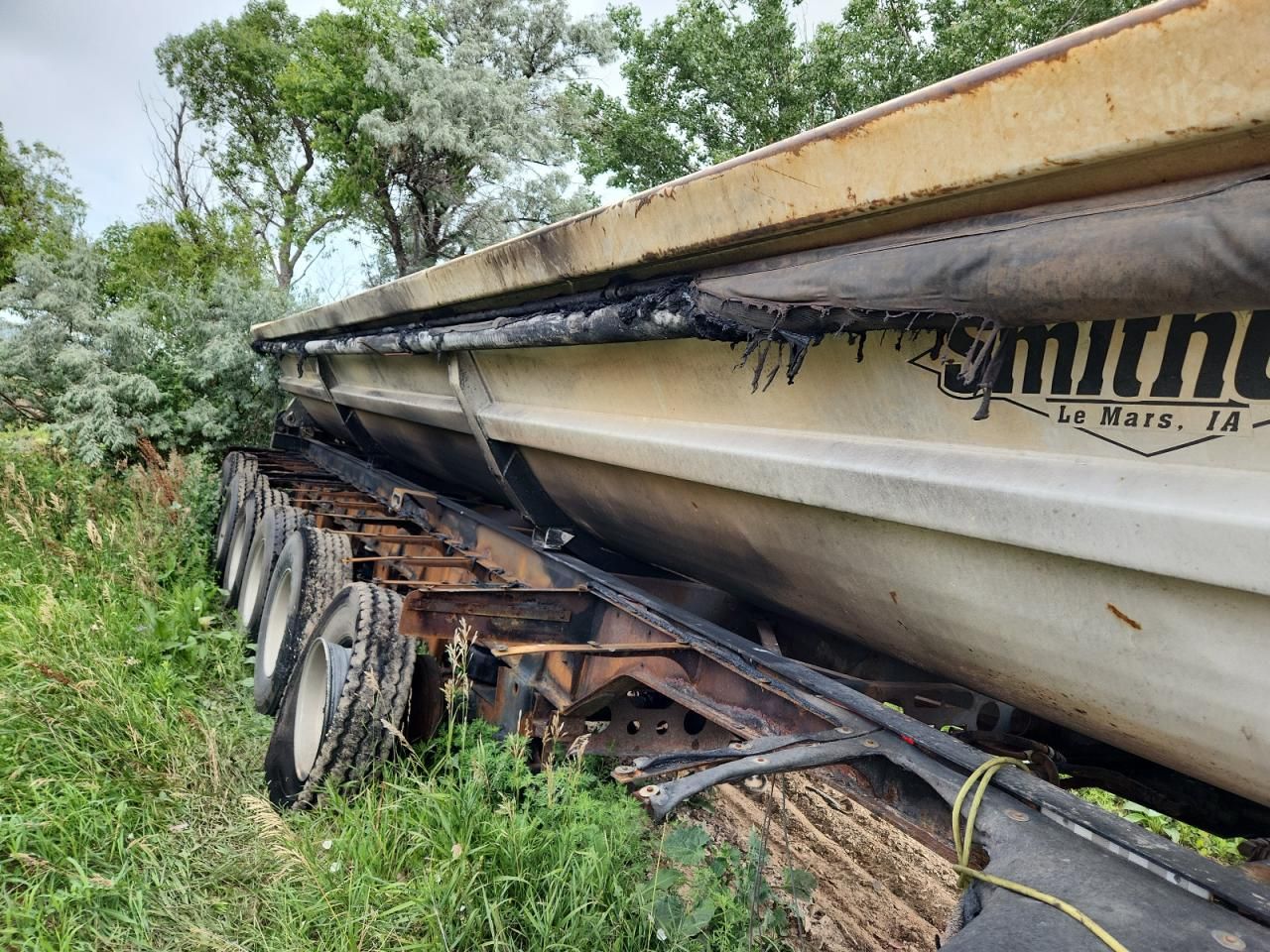 2017 Smithco Side Dump-Side Dump Trailer