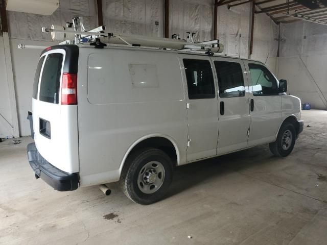 2022 Chevrolet Express G2500