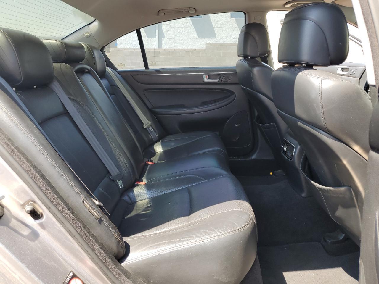 2013 Hyundai Genesis 5.0l
