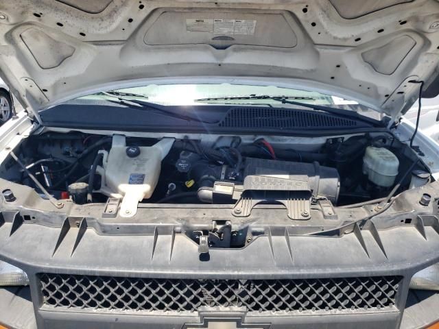 2013 Chevrolet Express G2500