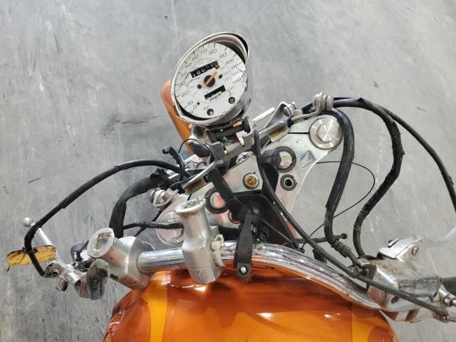 2002 Honda VT1100 C2