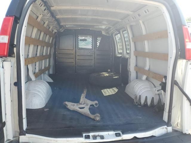 2020 Chevrolet Express G2500