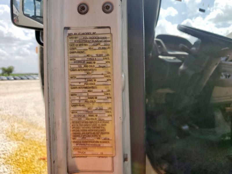 2011 Hino 258 268