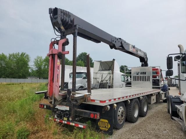 2019 Freightliner 114SD Crane Truck
