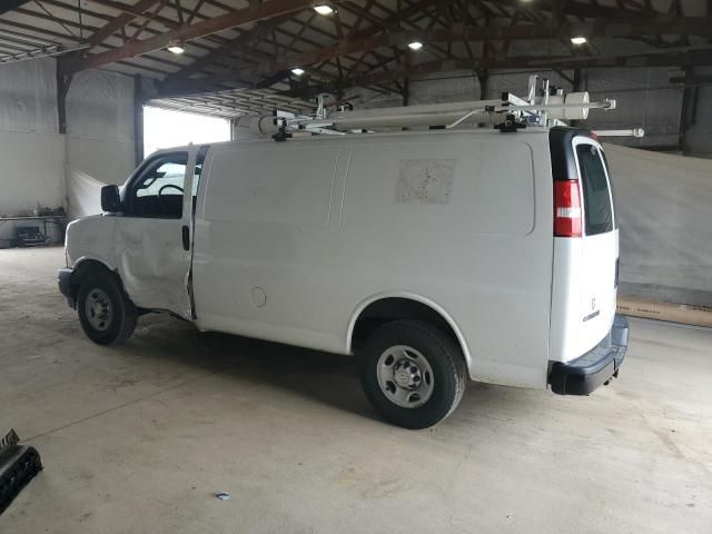 2022 Chevrolet Express G2500