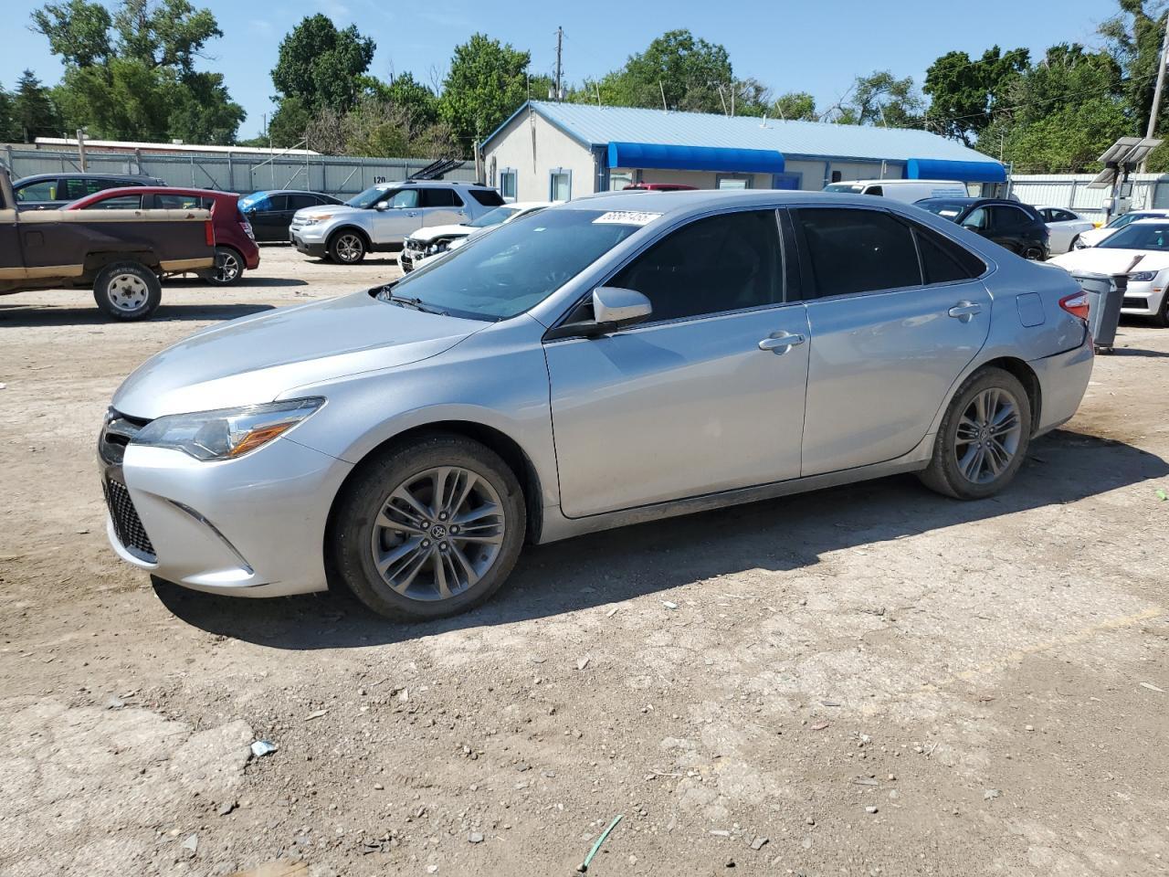 2017 Toyota Camry le
