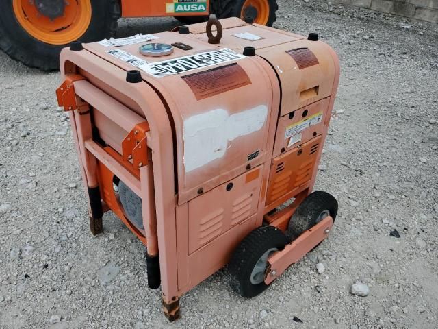 2009 Titan TG 7500D