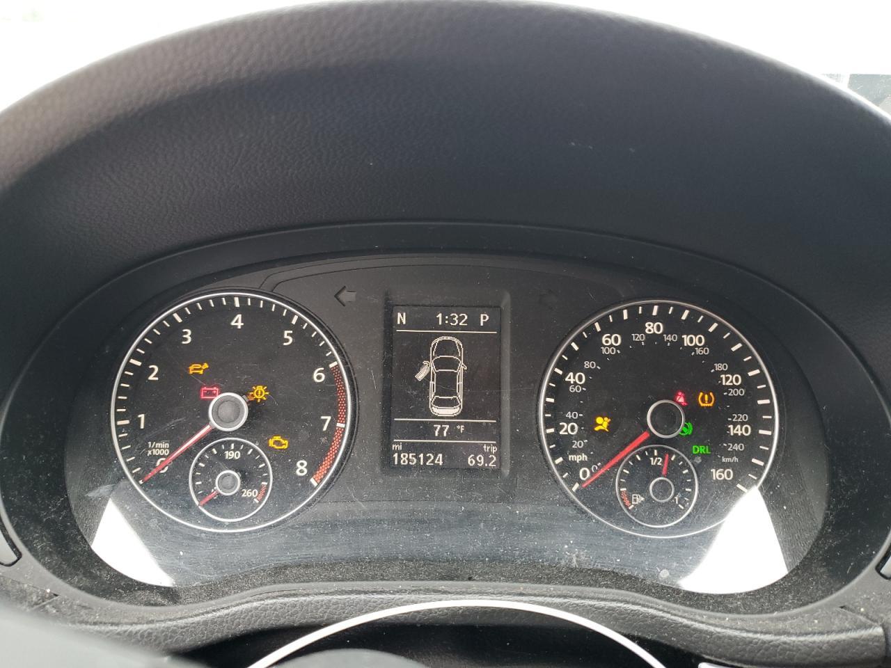 2013 Volkswagen Passat se
