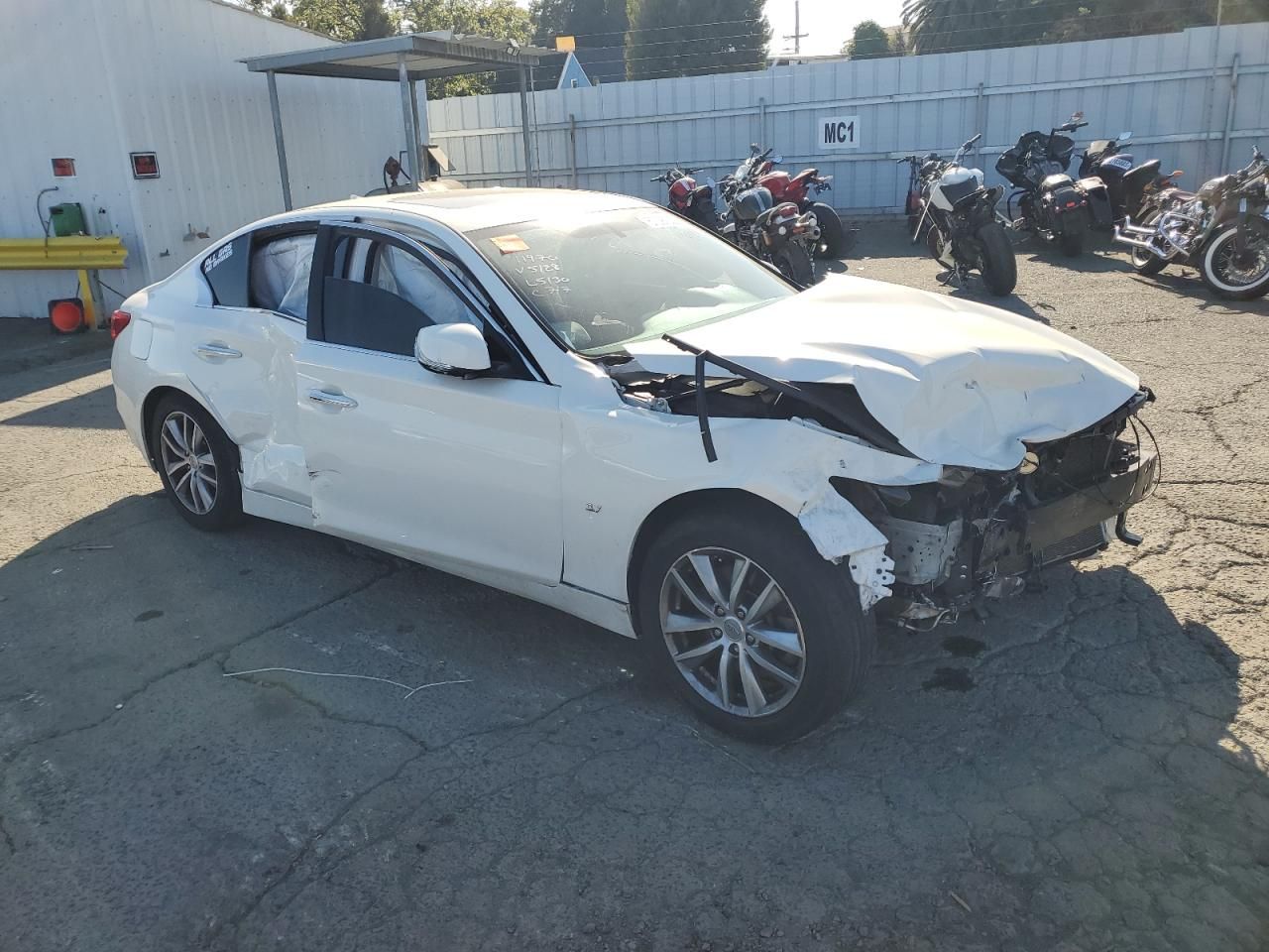 2015 Infiniti Q50 Base