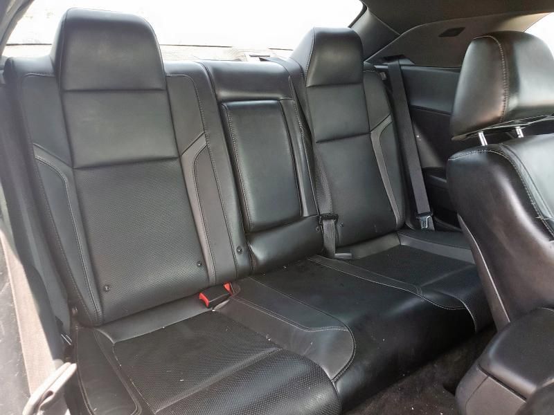 2015 Dodge Challenger SXT Plus