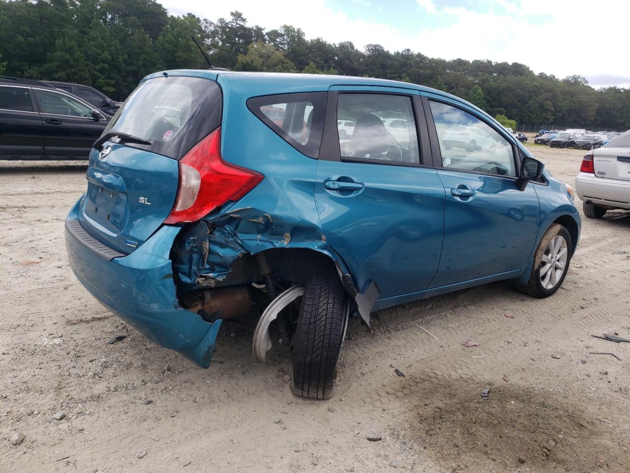 2015 Niss Versa Note