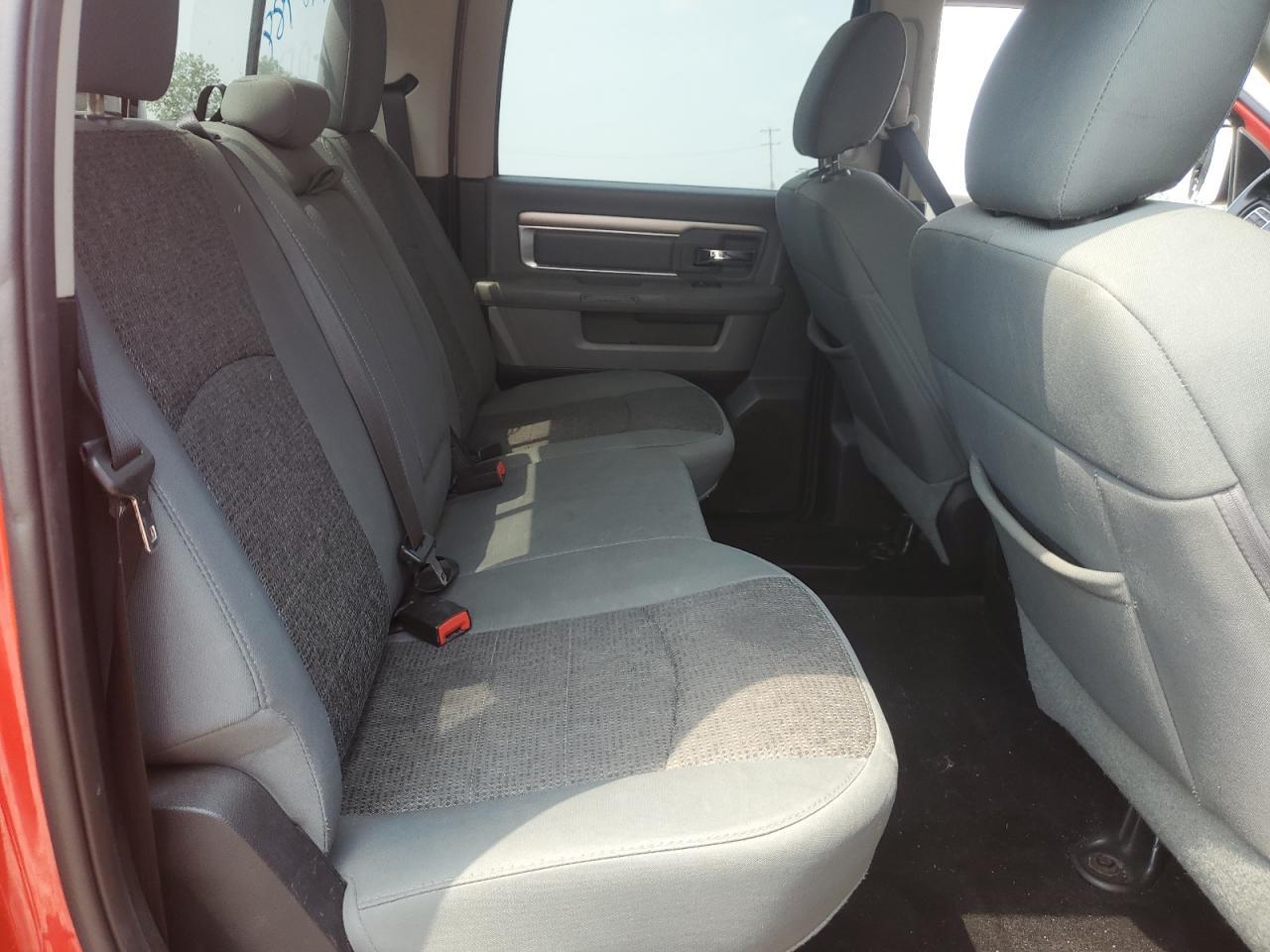 2016 Dodge Ram 1500 slt